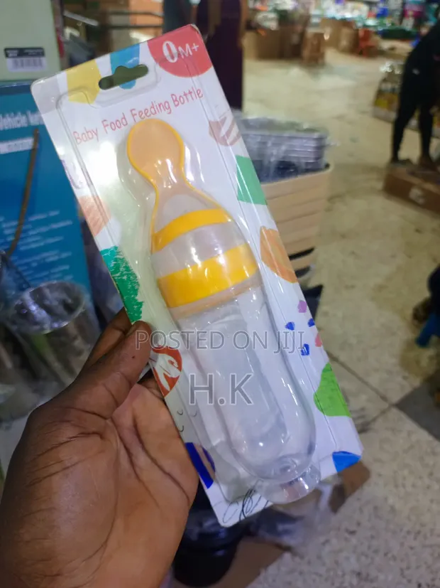 Baby Food Squeeze Bottle with Spoon - Yellow/Clear - 1