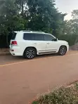 Land Cruiser V8 for Hire - Self Drive - 5