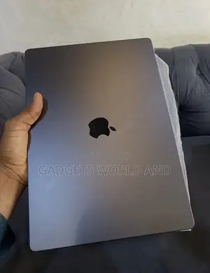 Apple MacBook Pro 2024 M4 Pro 16" 24GB RAM 512GB SSD
