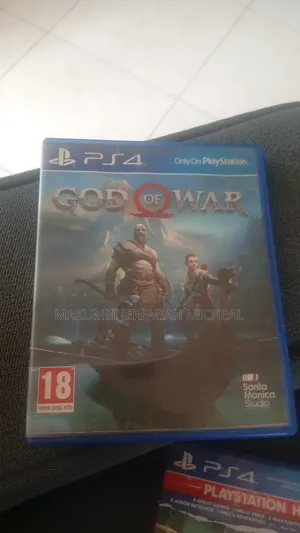 God of War & Uncharted: Nathan Drake Collection (PS4)