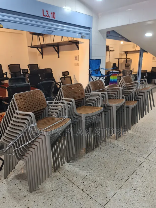 1pc Original Indoor Plastic Chairs - 1