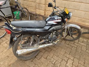 Hero Hunter 125 Motorcycle 2018 Black