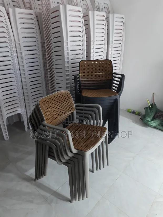 Modern Plastic Dining Chairs (Set of 4) - 1