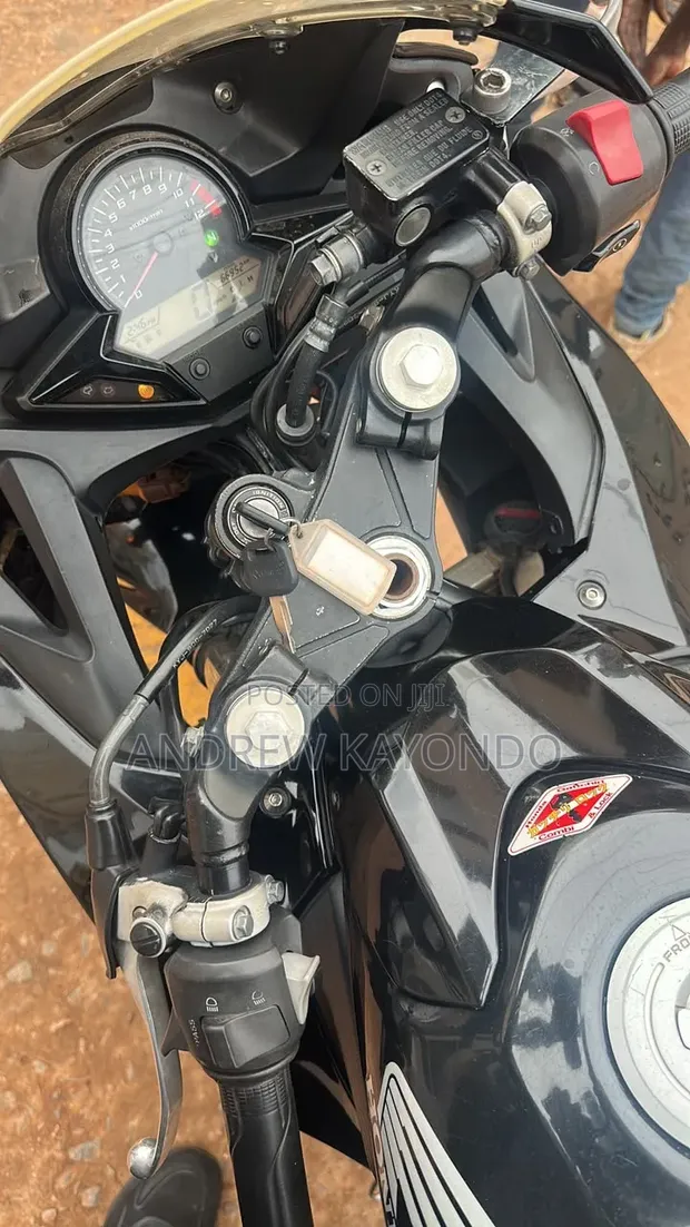 Honda CBR 2020 Black - 1