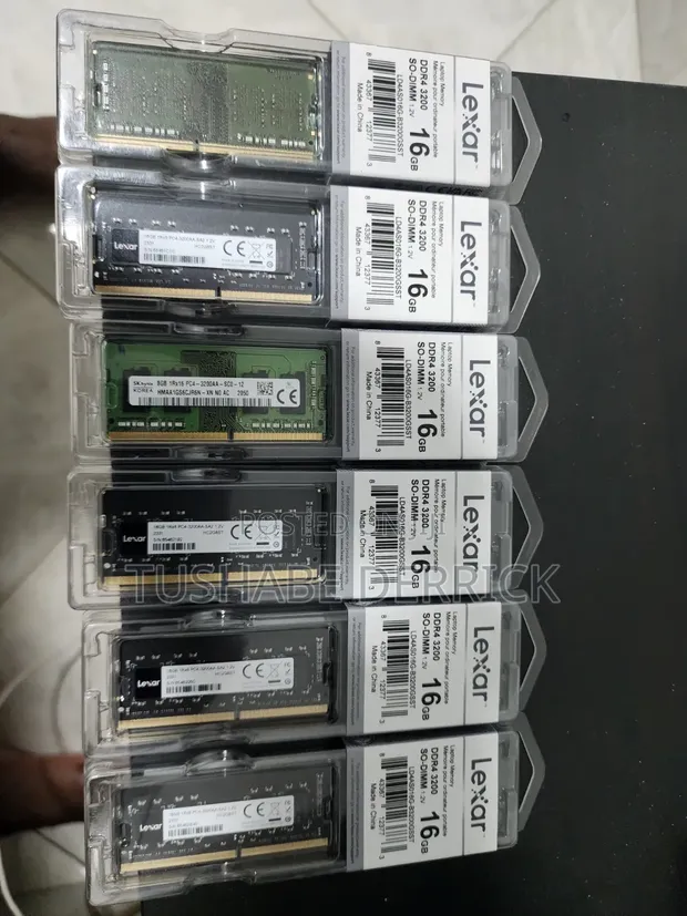 SK Hynix 1TB SSD & Lexar 16GB/8GB DDR4 RAM - 1