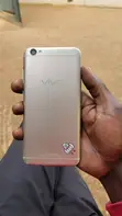 Vivo Y67 32GB Bronze (Used, Cracked Screen) - 4
