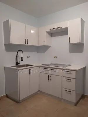 Simple Kitchen Cabinets for Small Kitchens