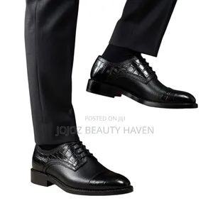 Crocodile-Embossed Leather Dress Shoes