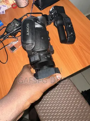 Sony PXW-FS5 4K Cinema Videography Camera