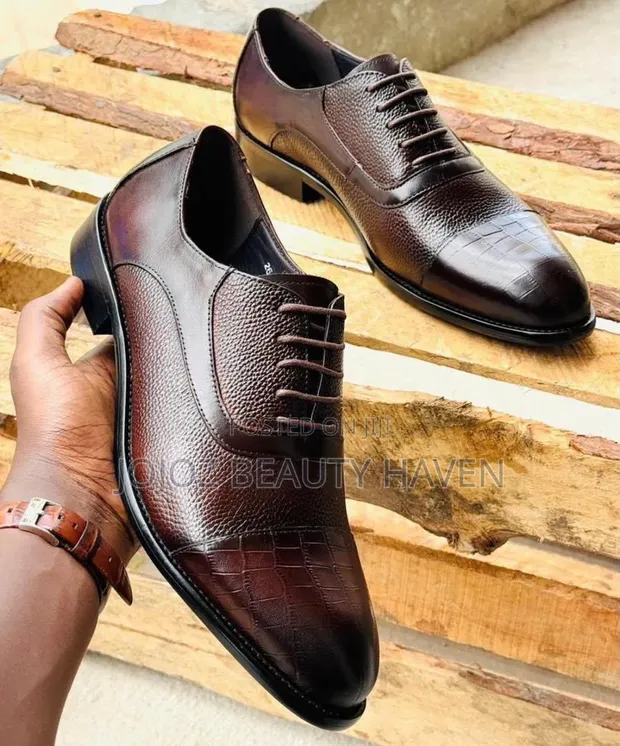 Men's Premium Textured Leather Cap-Toe Oxford Dress Shoes - 1