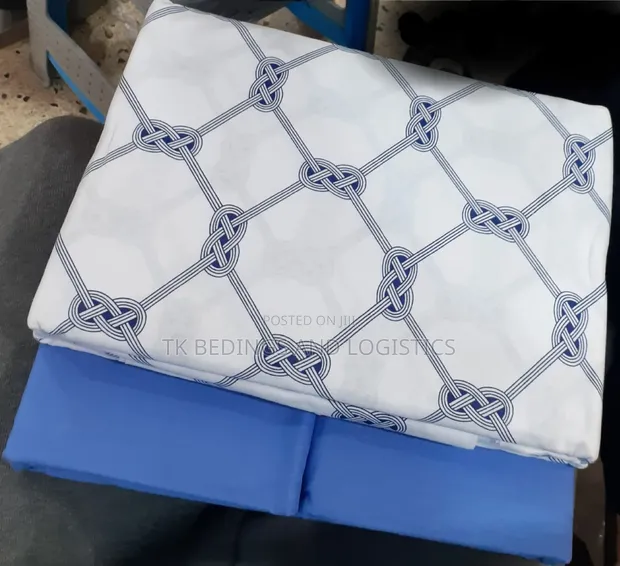Knot Patterned Bedsheets - King Size - 1