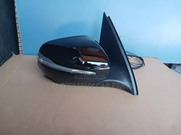 Genuine Mercedes-Benz GLE Side Mirrors (W167, 2021-2024) - 1