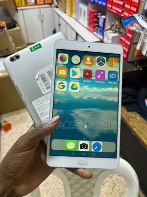 Docomo dtab 32GB Tablet