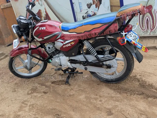 TVS HLX 125 2024 Red - 1