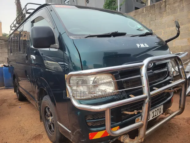 Toyota HiAce 2007 Diesel Automatic - 1