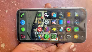 Apple iPhone XR 64GB Blue