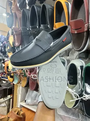 Timberland Loafers - Men's Classic Leather