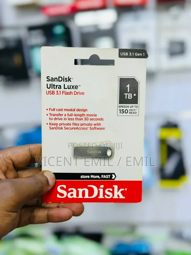 1TB SanDisk Ultra Luxe USB 3.1 Flash Drive - 1