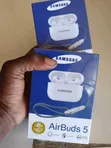 Samsung Galaxy Buds 5 - 2