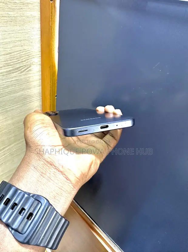 Samsung Galaxy A16 128GB Blue - 1