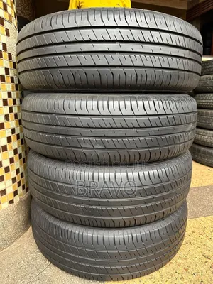 Goodyear Tyres 215/65R16 for Toyota Noah/RAV4 (Used)