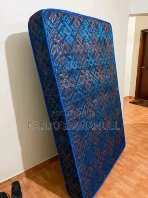 Brand New Comfortaire 4x6 Blue Mattress