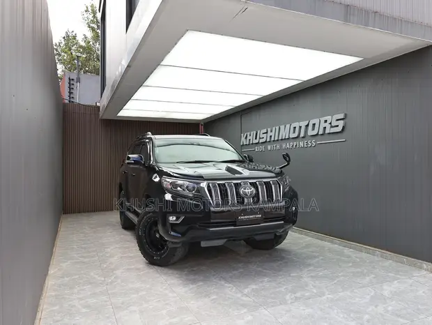 Toyota Land Cruiser Prado 2.8 2017 Black - 1