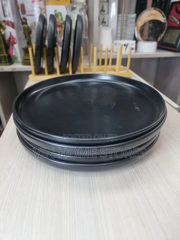 4 PCS Dinner Plates - Black - 1