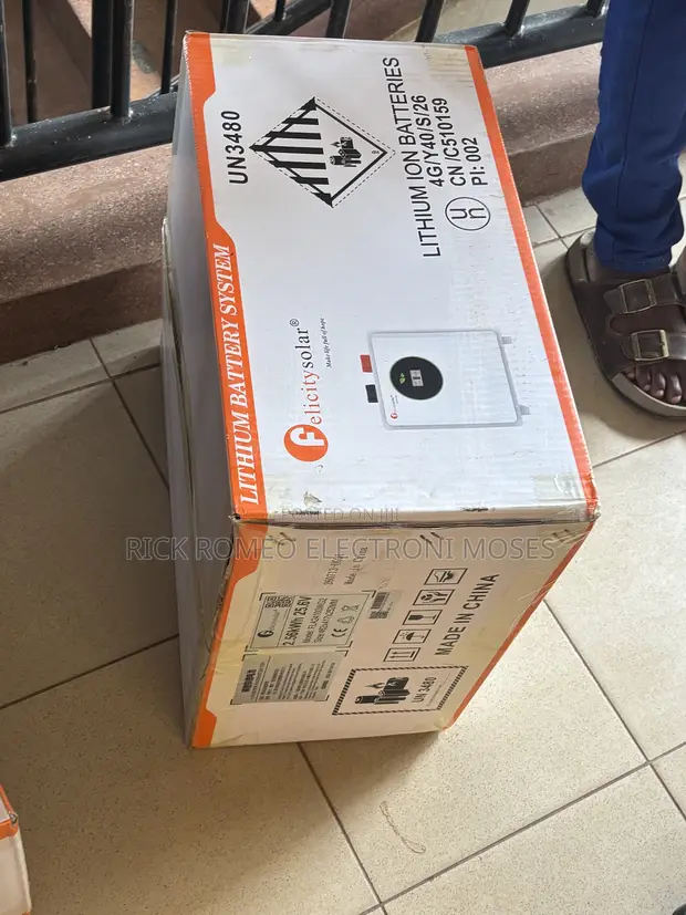 200Ah 24V Lithium Ion Battery - 1