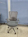 Ergonomic Swivel Office Chair - Brand New - 3