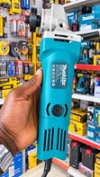 Makita 900W Angle Grinder - 2