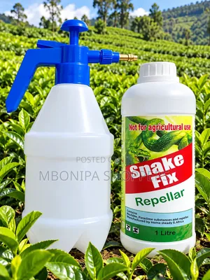 Snake Out Repellent - 1ltr with Free Spray Bottle