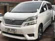 Toyota Vellfire 2009 White - 4