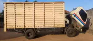 Mitsubishi Canter Box Truck - 2000 Model