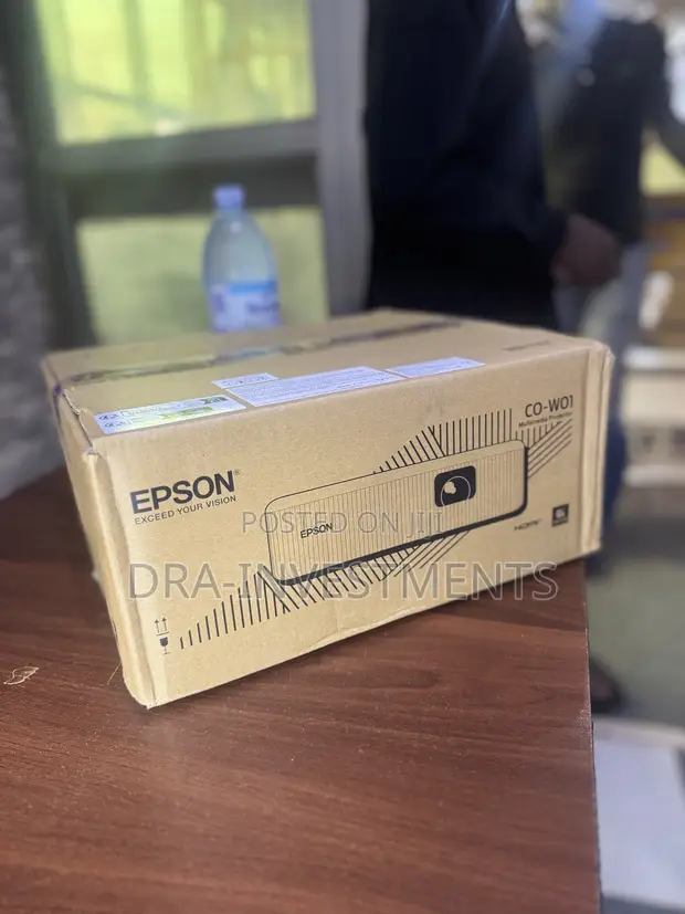 Original Epson CO-W01 Projector - 1