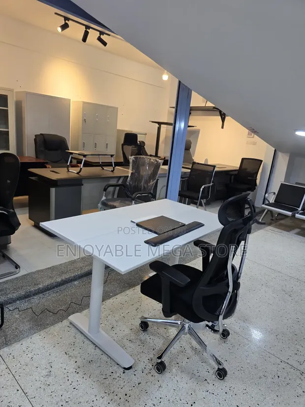 Adjustable Reclining Electric Table and Chair (140cm) - 1