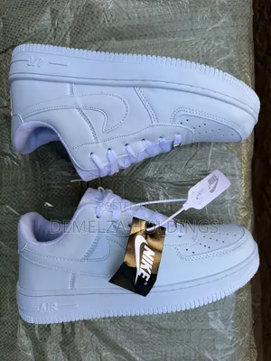 Nike Casual Classy Unisex Sneakers