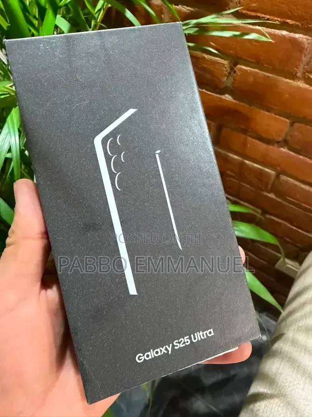 New Samsung Galaxy S25 Ultra 1TB Black - 1