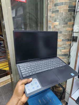 Dell Inspiron M501R Laptop - 4GB RAM, 500GB HDD