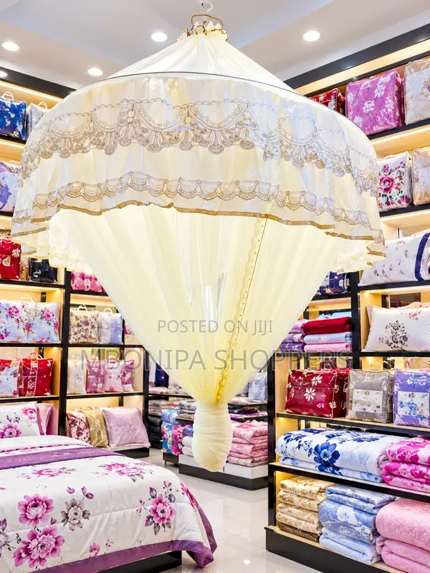 Luxury Decorative Hanging Mosquito Net Canopy - 1