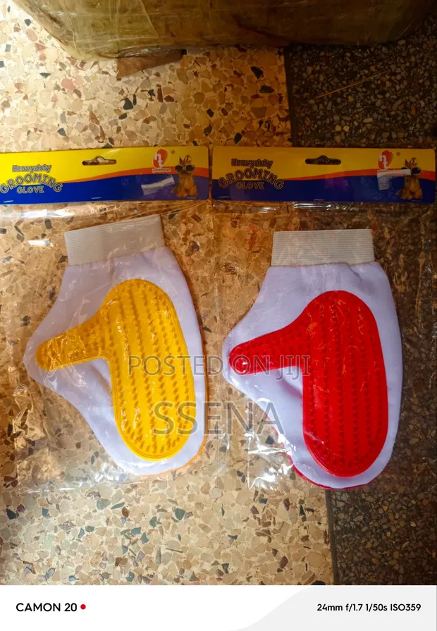 Pet Grooming Gloves - 1