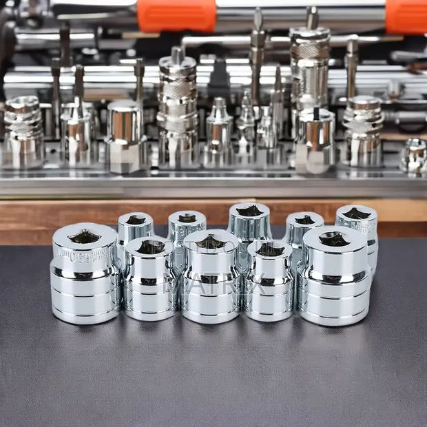 121pc Socket Wrench Tool Kit - 1