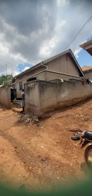 2 Bedroom House for Sale in Kawanda Kirinyabigo