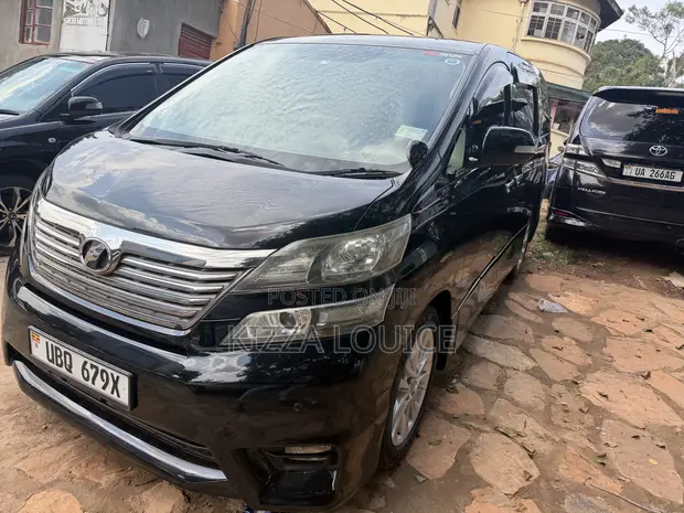 Toyota Vellfire 2014 Black - 1