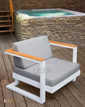 Modern Johnson Sofa Set