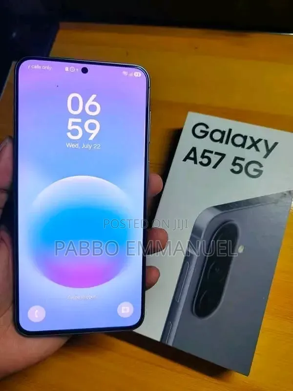 New Samsung Galaxy A57 5G 256GB Gray - 1