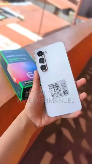 New Infinix Hot 60 Pro 256GB Silver