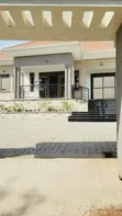 3 Bedroom Bungalow for Sale in Ssisa - 3