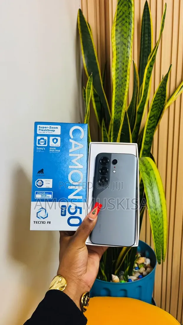 New Tecno Camon 50 Pro 256GB Gray - 1