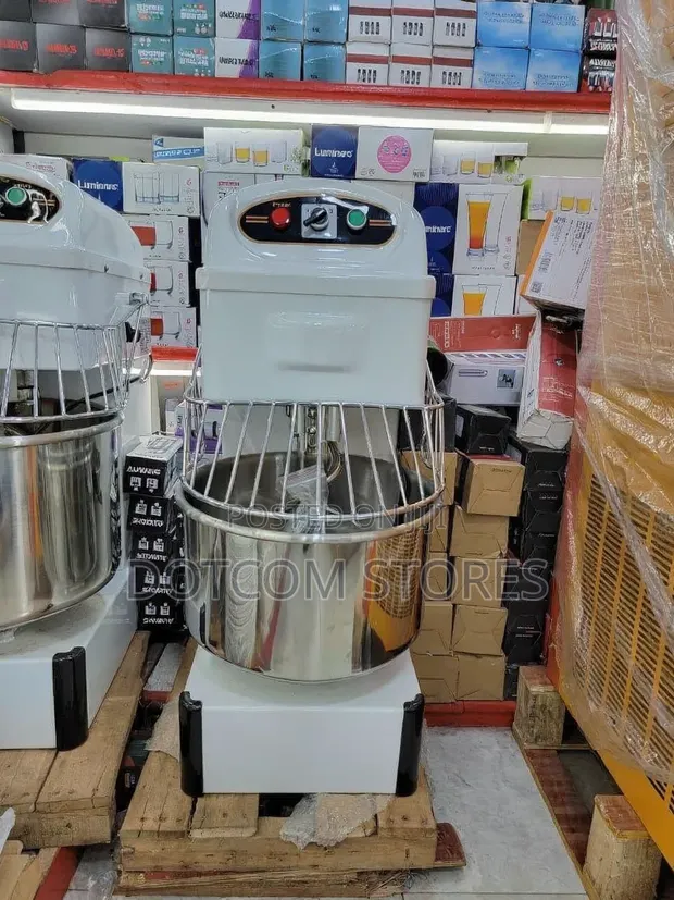 Commercial Bakery Dough Mixer 20/30 Litres - 1